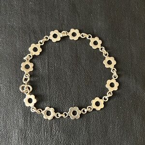 925 cute Daisy bracelet